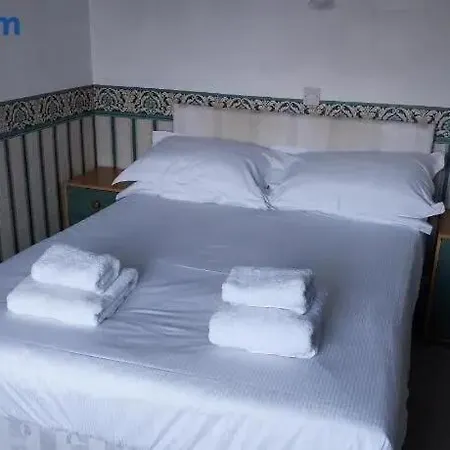 Hotel Columbus 3*